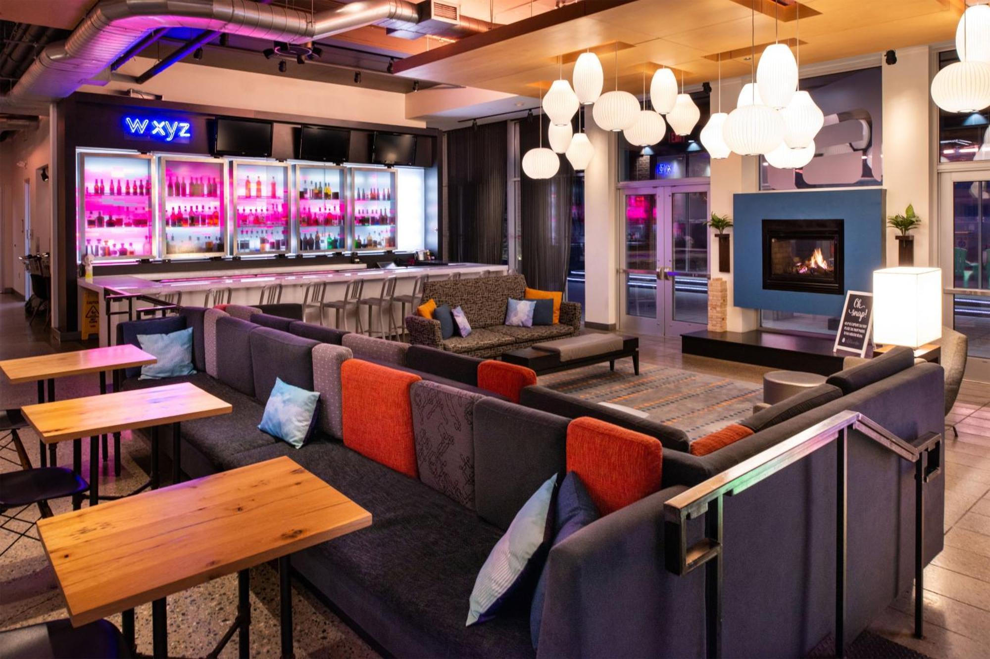 Aloft Lexington Hotell Exteriör bild