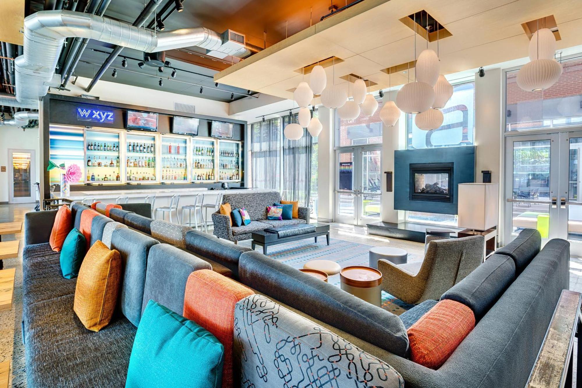 Aloft Lexington Hotell Exteriör bild